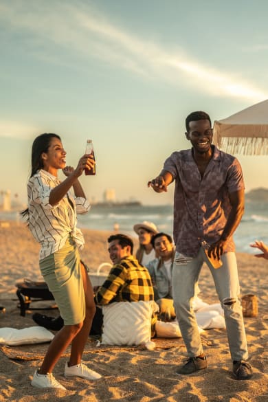 Feiern am Strand, Mexiko ©  FG Trade Latin/E+ via Getty Images