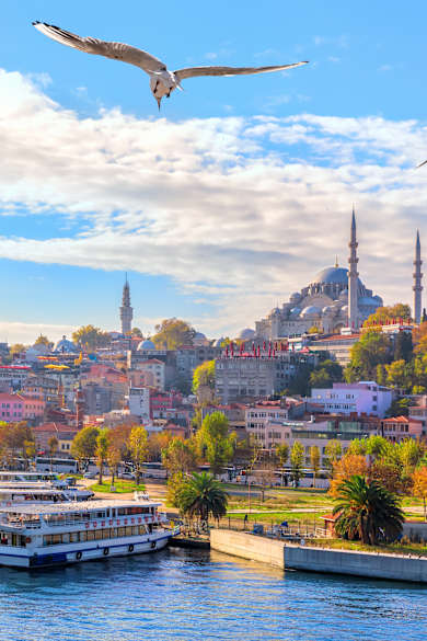 Hafen von Eminönü, Istanbul, Türkei © stock.adobe.com - AlexAnton
