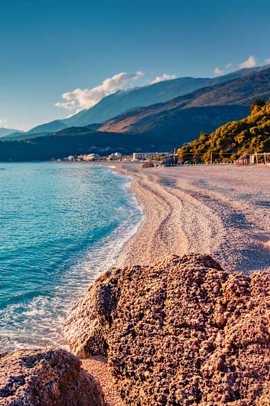 Livadhi beach, Albanien © Andrew Mayovskyy - stock.adobe.com