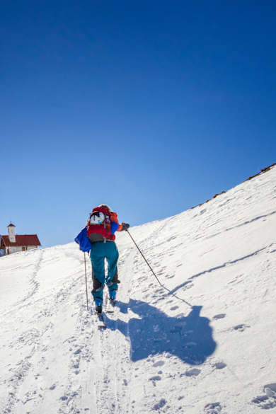 Ski in Südtirol © DieterMeyrl/E+ via Getty Images