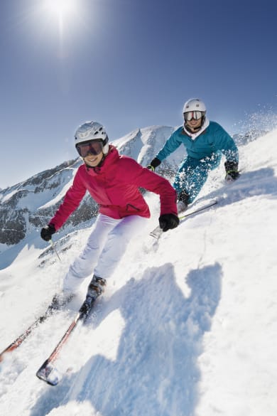 Skifahrer in Österreich © Westend61/Brand X Pictures via Getty Images