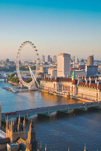 lick über London mit Big Ben und Riesenrad