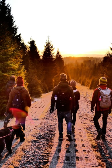 Familie beim Spaziergang © JayKay – stock.adobe.com