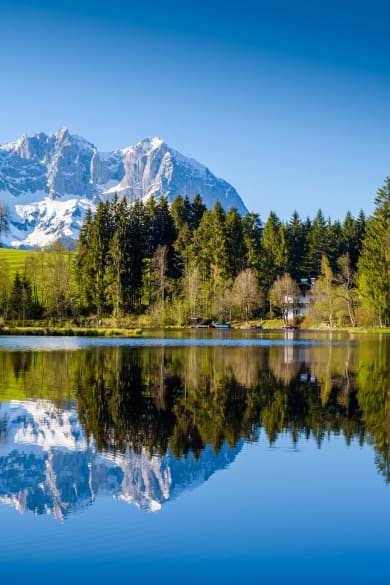 See und Alpen in Tirol, Österreich
