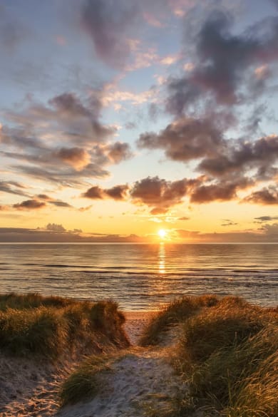 Sonnenuntergang am Strand auf Sylt.