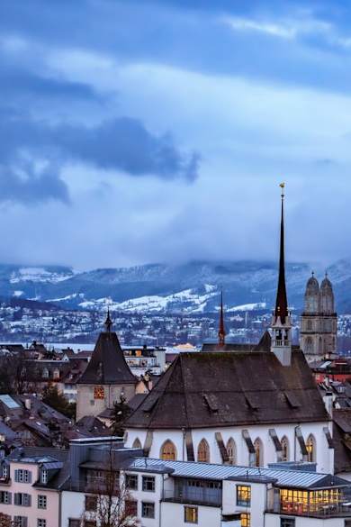 Zürich ist gerade im Winter ein besonderes Reiseziel. © istock/SvetlanaSF