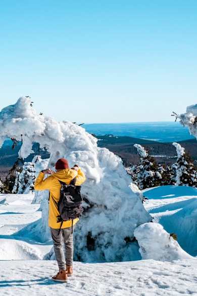 Der Brocken hält im Winter besondere Wandererlebnisse bereit. © istock/fokkebok