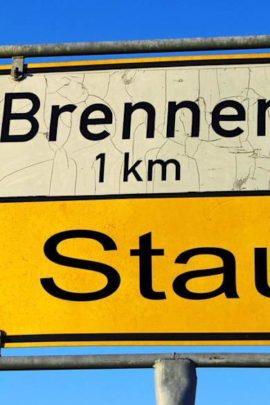 Für den 30. Mai ist eine Vollsperrung am Brenner angekündigt. © iStock via Getty/Astrid860