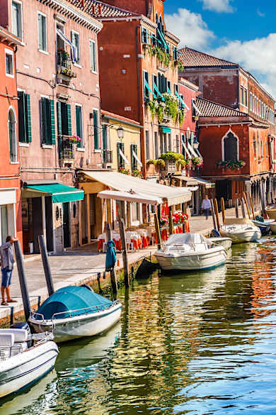 Bunte Häuser in Murano bei Venedig
