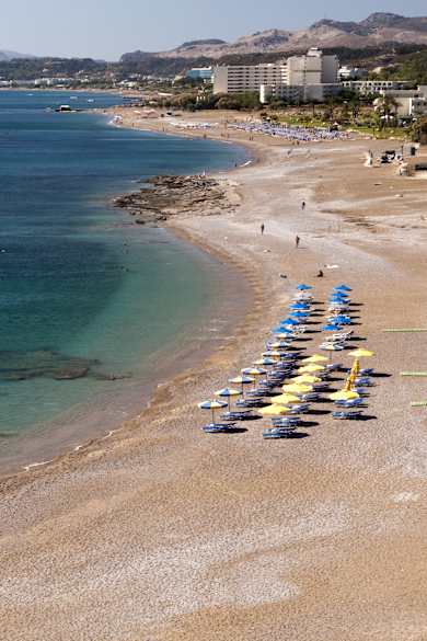 Strand Faliraki, Rhodos, Griechenland © GettyImages