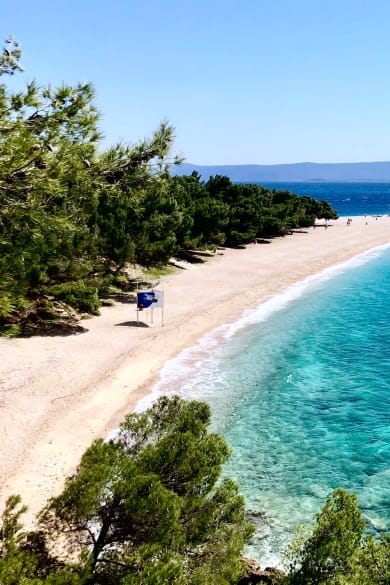 Strand von Bol, Dalmatien, Kroatien