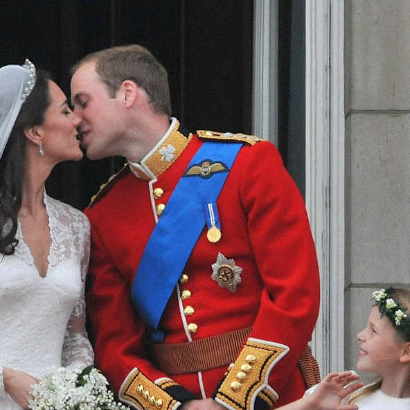 Prinz William und seine Kate haben im Jahr 2011 in London geheiratet. © imago images/ABACAPRESS/Guibbaud-Mousse-Nebinger-Orban