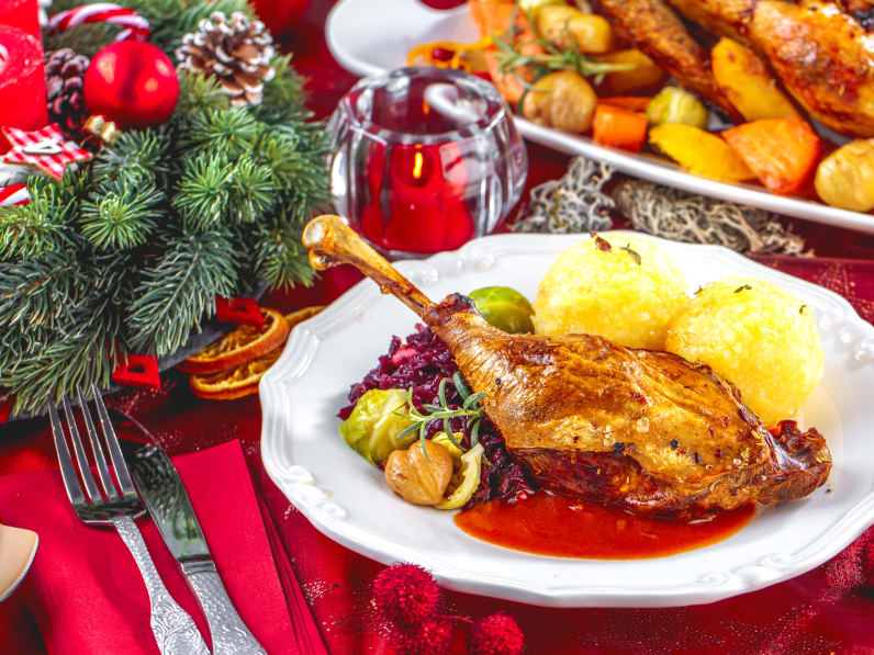 Ein festliches Weihnachtsessen © karepa - stock.adobe.com