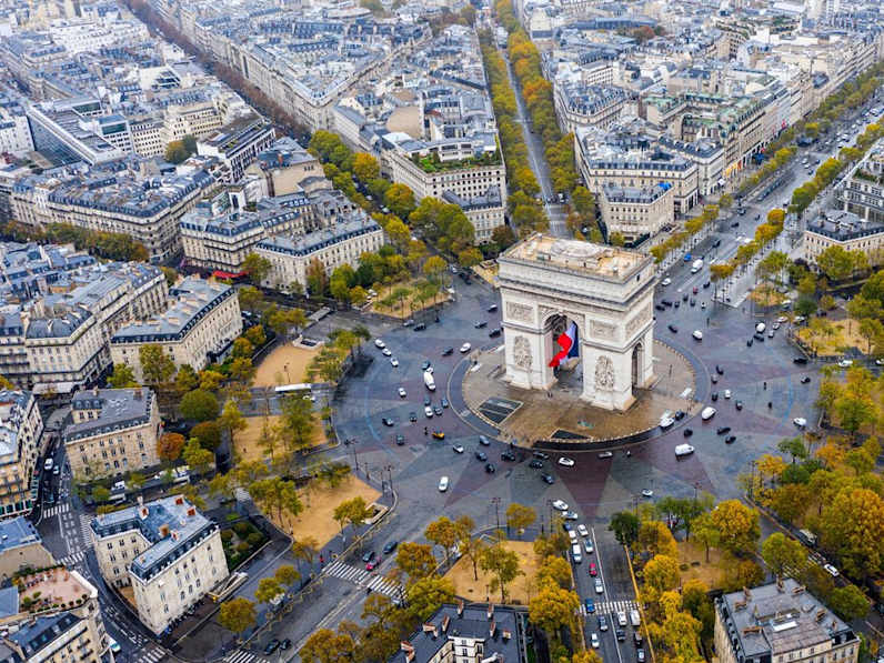 Céline Dion lockt offenbar sehr viele Menschen nach Paris. © Eric Isselee/Shutterstock.com