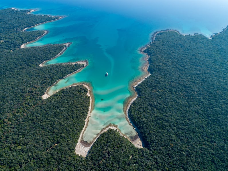 Schöne Strände auf der Insel Cres, Kroatien