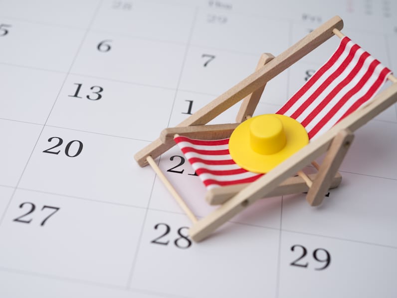 Kalenderblatt mit kleinem Liegestuhl