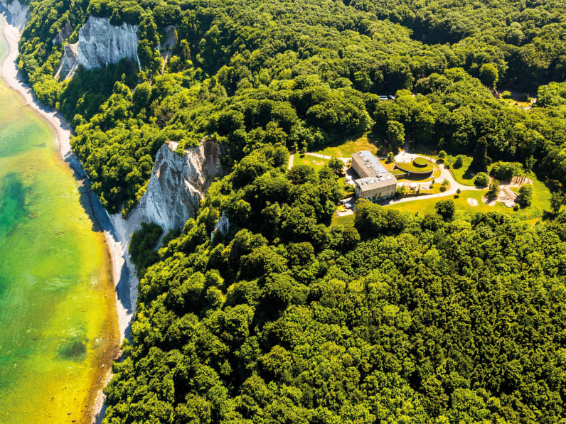 Täglich zur vollen Stunde bietet das Besucherzentrum Kurzführungen an © Nationalpark-Zentrum KÖNIGSSTUHL