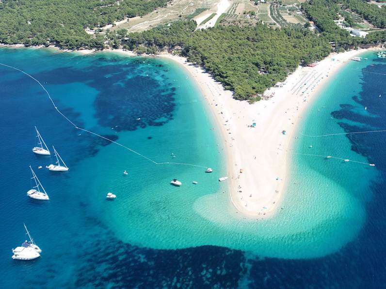 Strand Zlati Rat in Kroatien