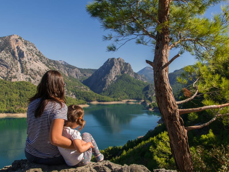 Mutter und Tochter am Green Canyon bei Manavgat, Türkische Riviera
