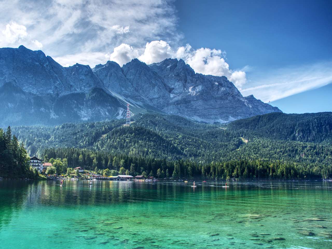 Der Eibsee mit Blick auf die Zugspitze © Jonathan - stock.adobe.com