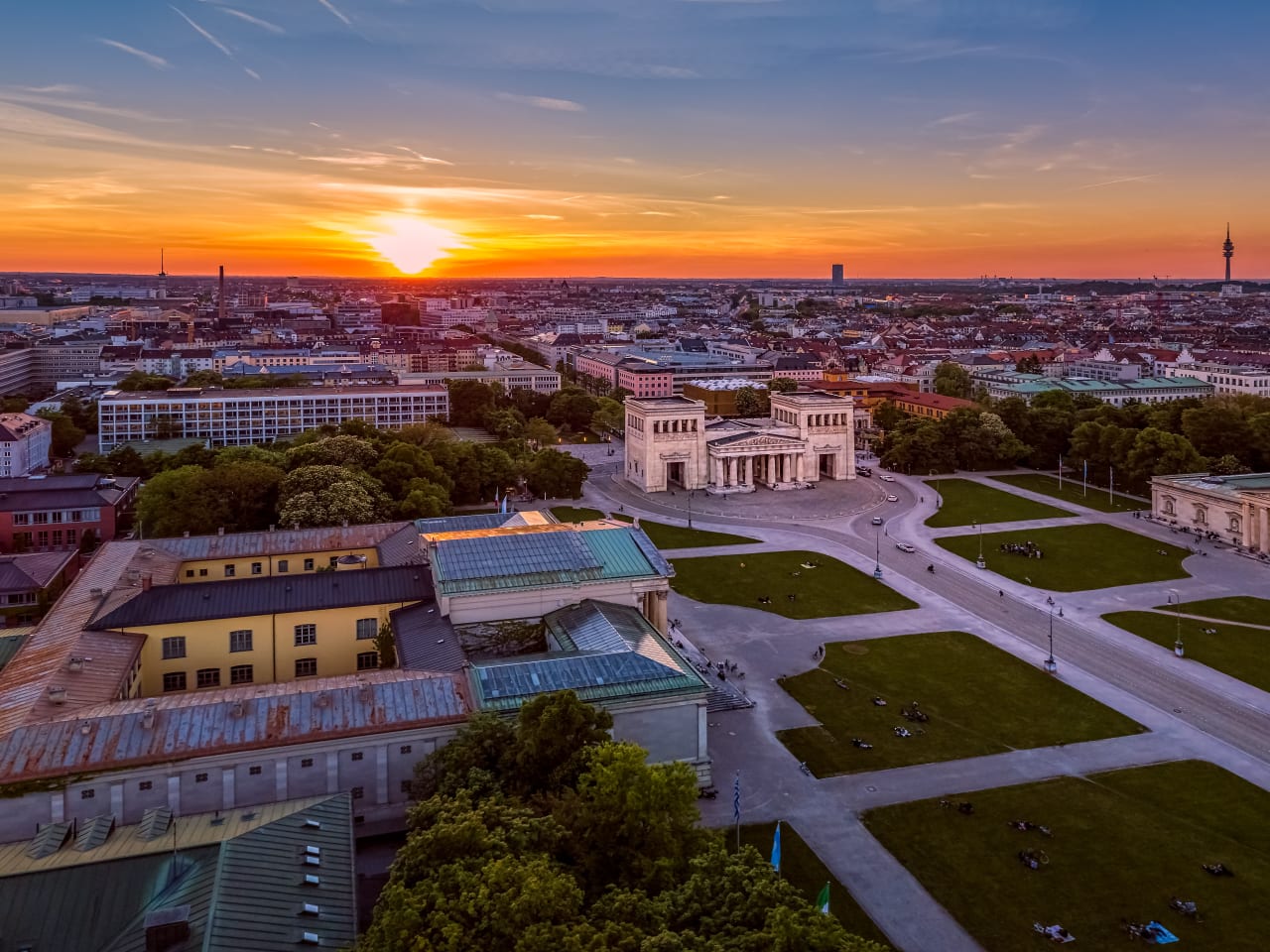 Königsplatz, München, Deutschland © stock.adobe.com - allessuper_1979