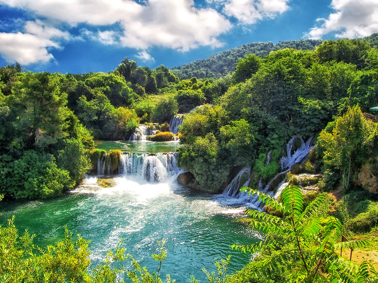 Wasserfälle im Krka Nationalpark, Šibenik © stock.adobe.com - mojolo