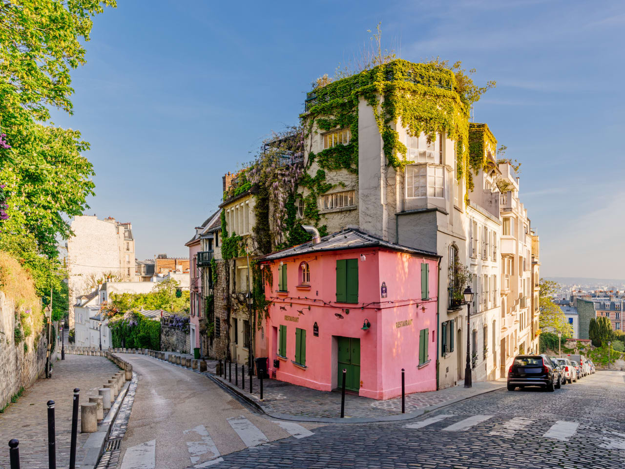 Montmartre, das Künstlerviertel von Paris ©Alexander Spatari/Moment via Getty Images