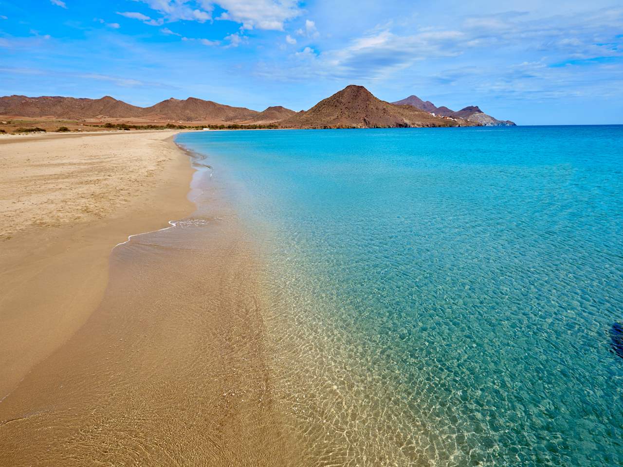 Der Playa de los Genoveses bei Almería in Spanien © stock.adobe.com - lunamarina