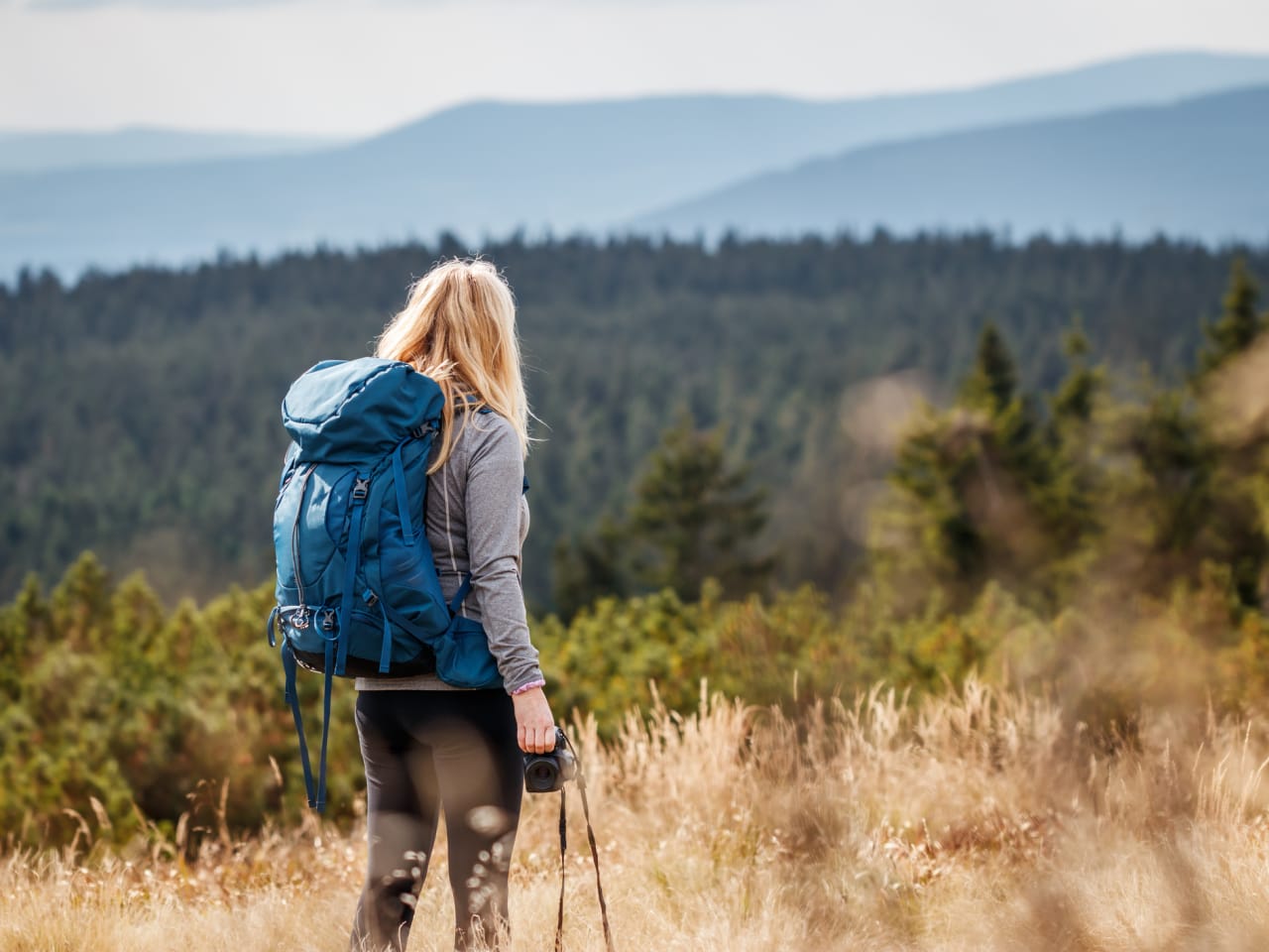 Wanderin in Tschechien © Zbynek Pospisil/iStock / Getty Images Plus via Getty Images