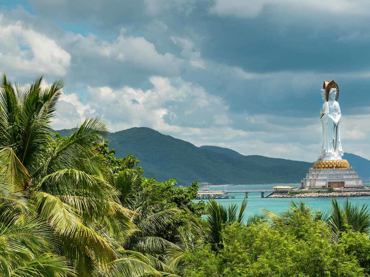 Die Guanyin Statue in Nanshan, China.