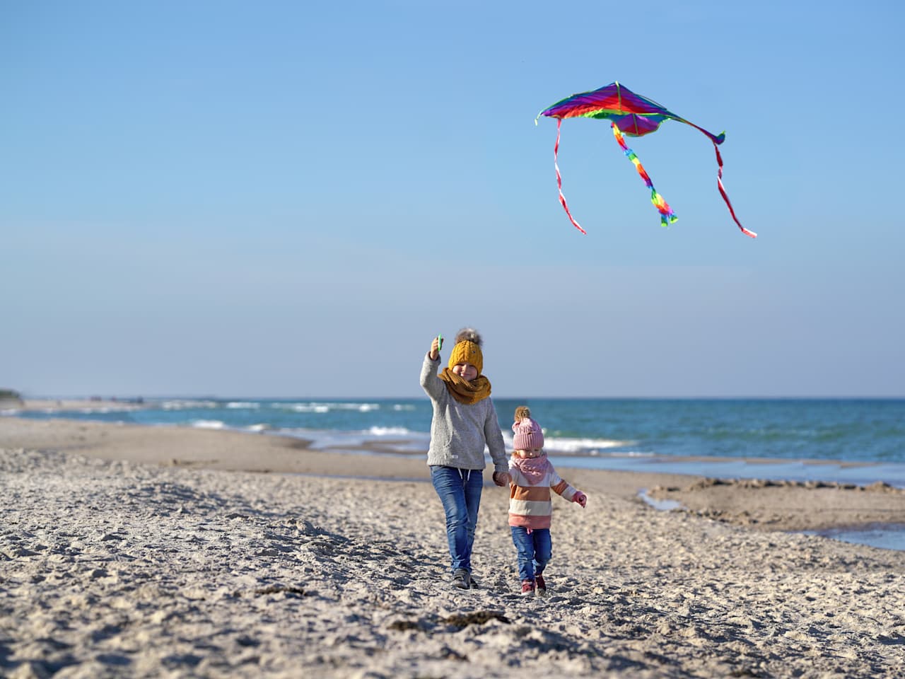 Drachen am Strand © Jenny Sturm – stock.adobe.com