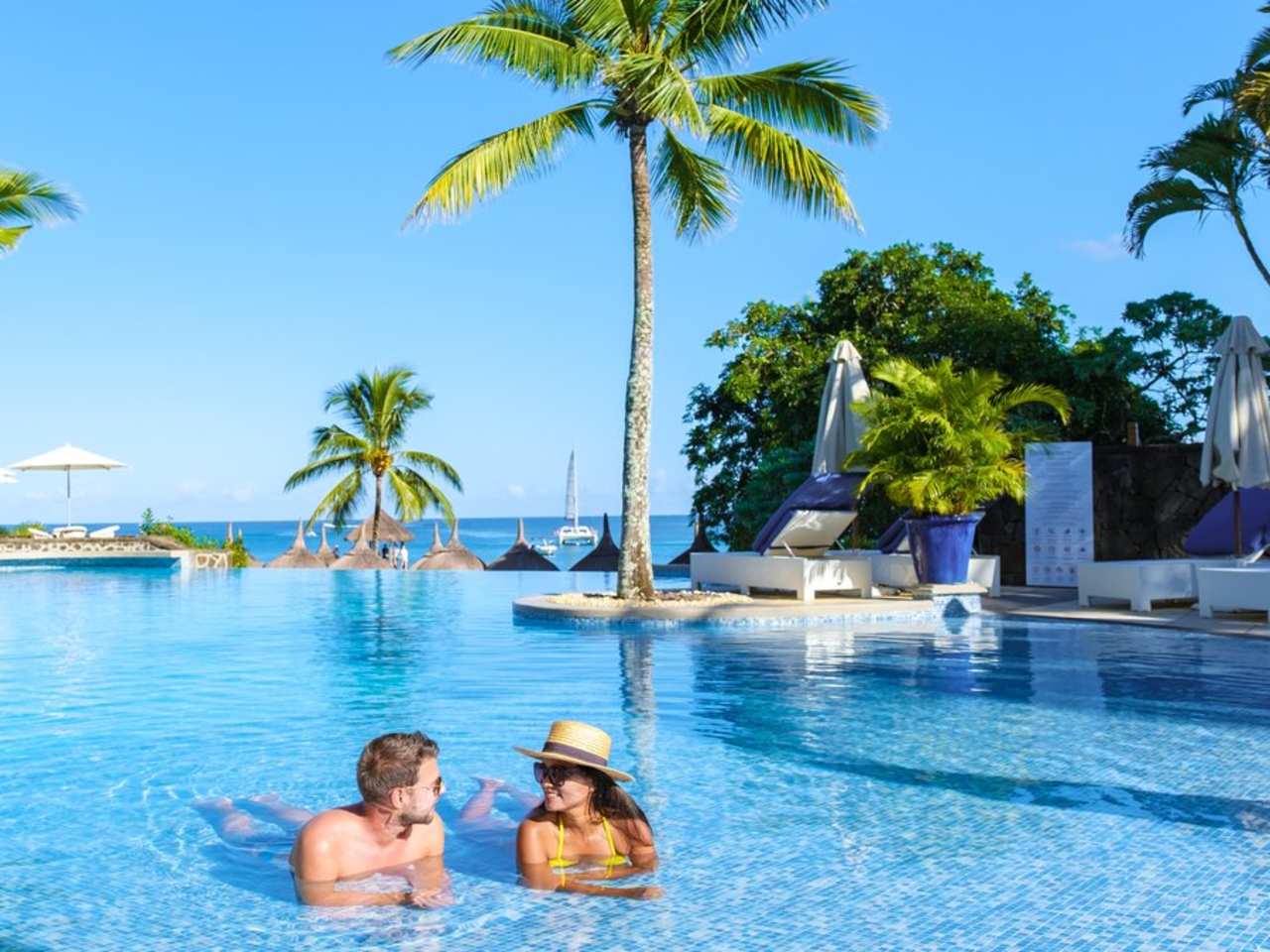 Auf Mauritius gibt es nicht nur tolle Hotels, Sonne und Palmen. © iStock via Getty/fokkebok