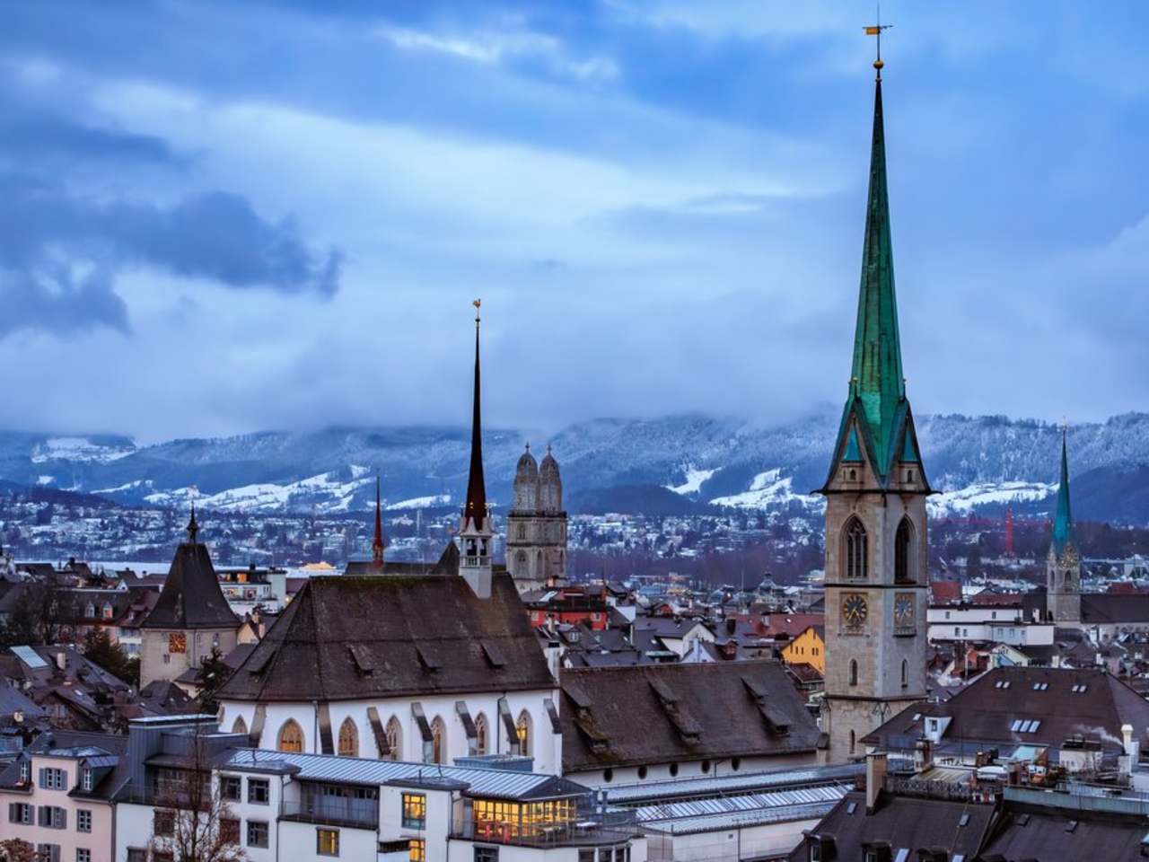 Zürich ist gerade im Winter ein besonderes Reiseziel. © istock/SvetlanaSF