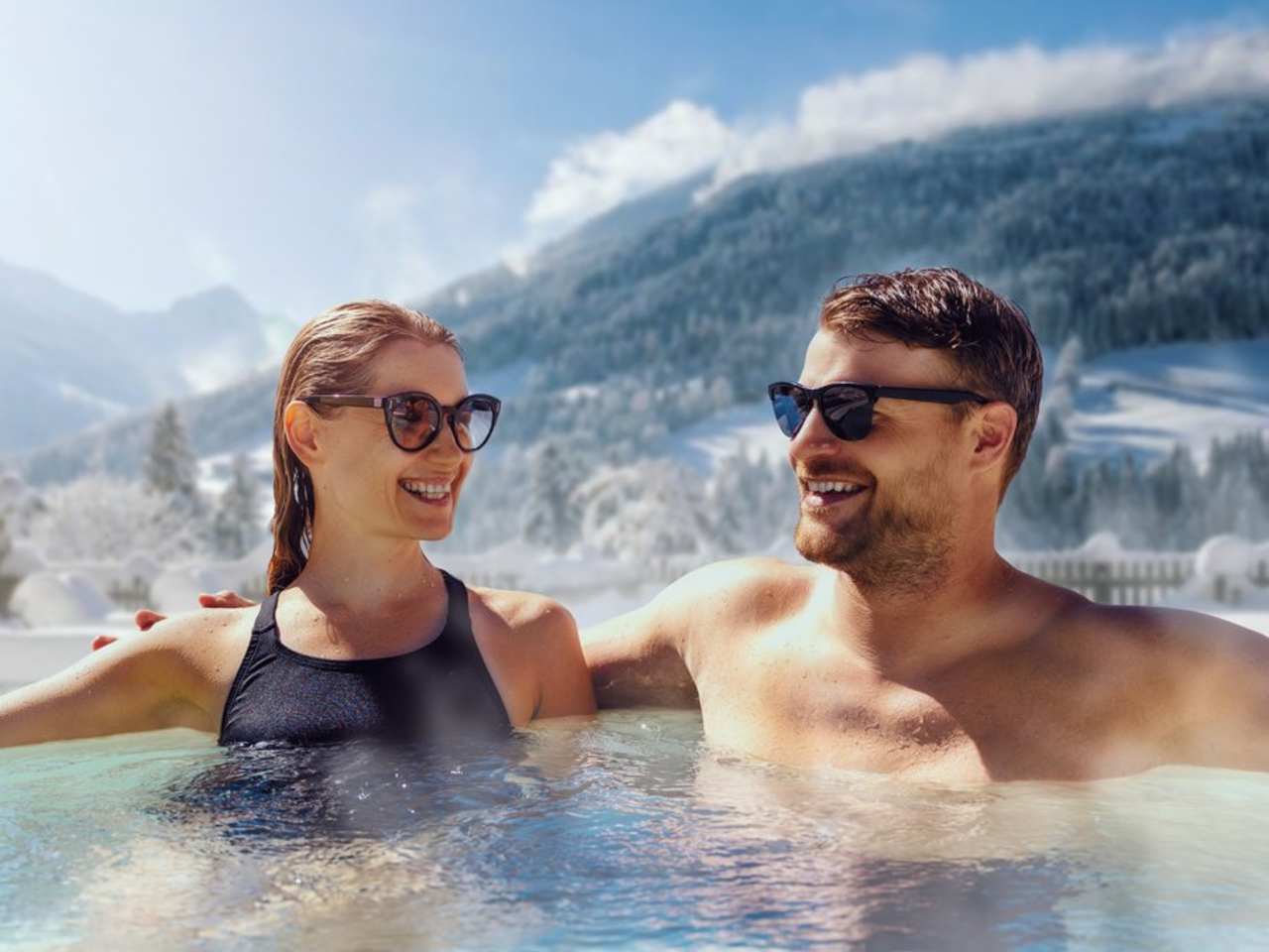 Ein Wellness-Wochenende im Winter wirkt Wunder für das Gemüt. © ronstik/iStock