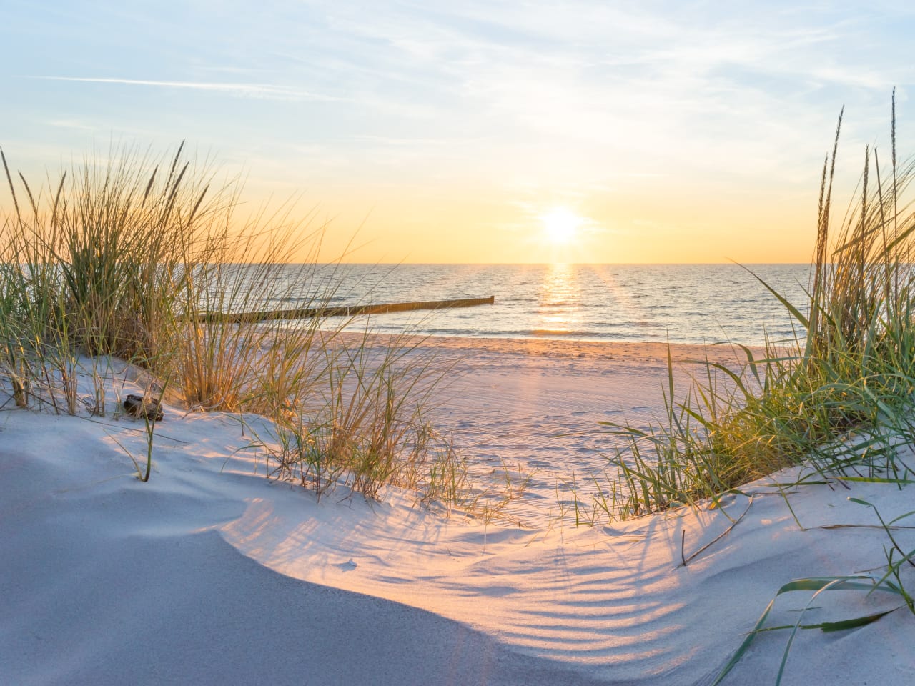 Rügen hat wunderschöne Strände zu bieten © Manuel Schönfeld - stock.adobe.com