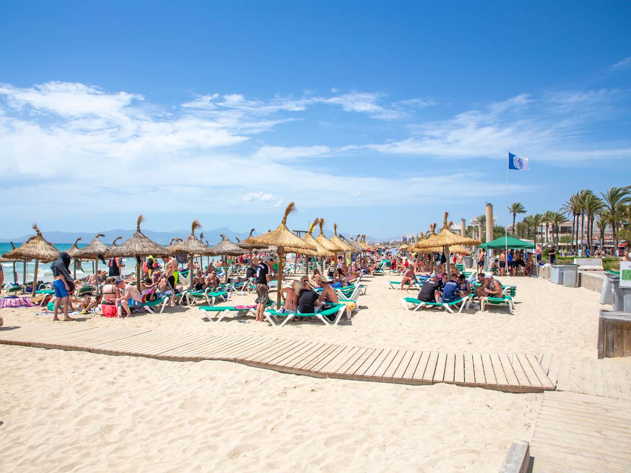 Blick auf den Strand Ballermann, Palma de Mallorca, Spanien.