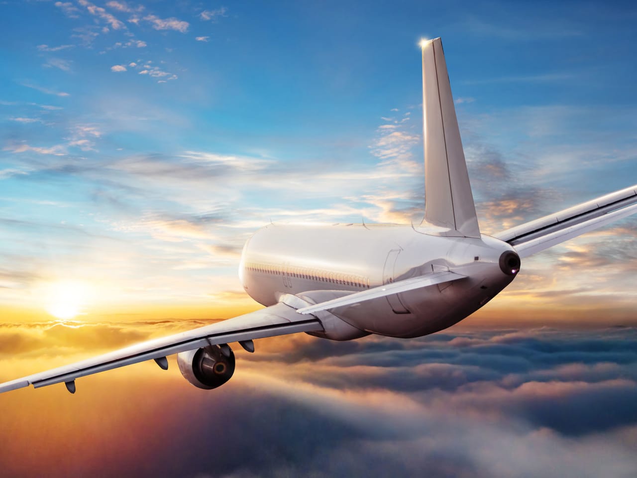 Einmal um die Welt – früher dauerte es 80 Tage, dank Flugzeug heute nur noch knapp 42 Stunden © Jag_cz - stock.adobe.com