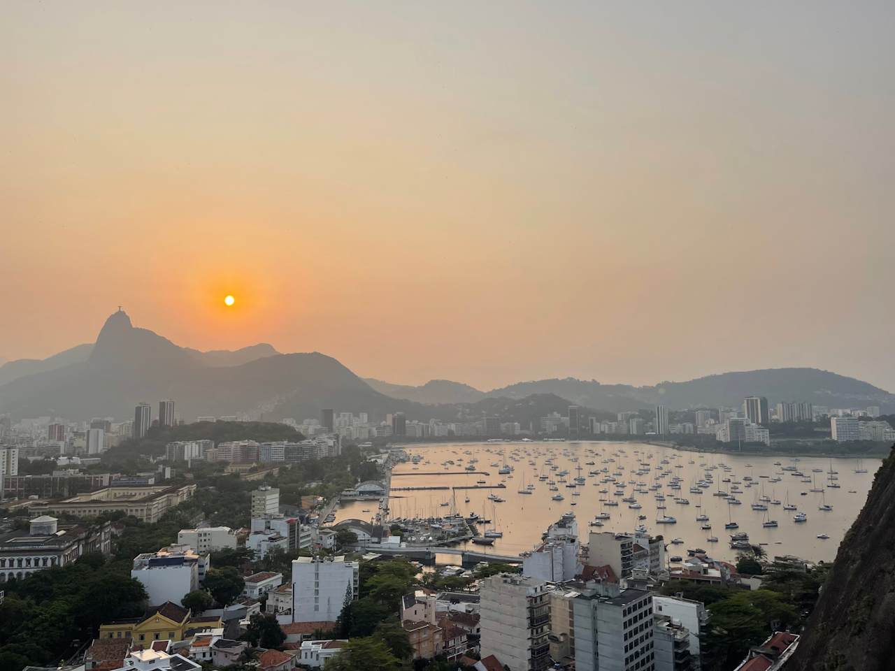 Sonnenuntergang über Rio de Janeiro ©Rebecca Mörth