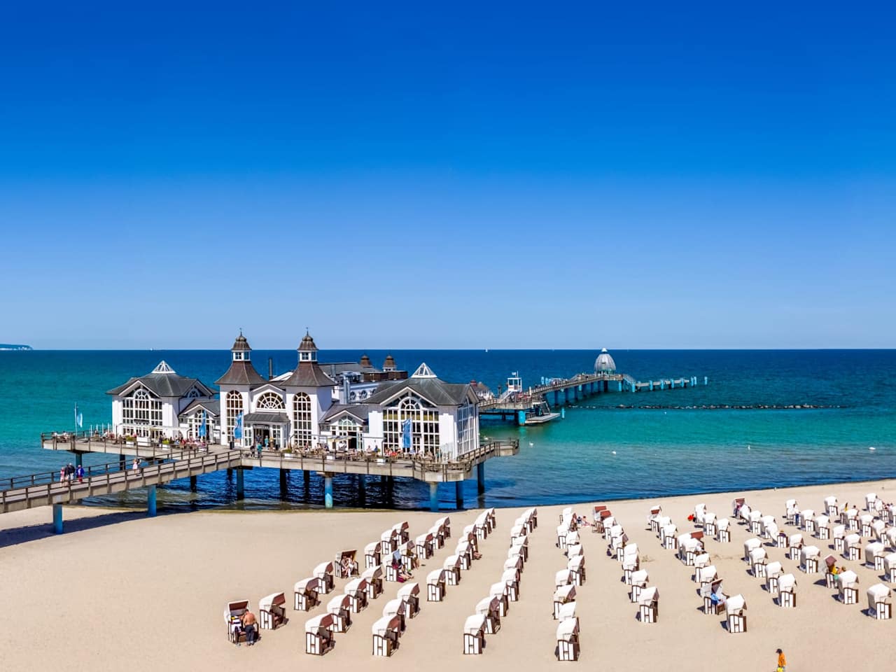 Binzer Seebrücke auf Rügen, Deutschland