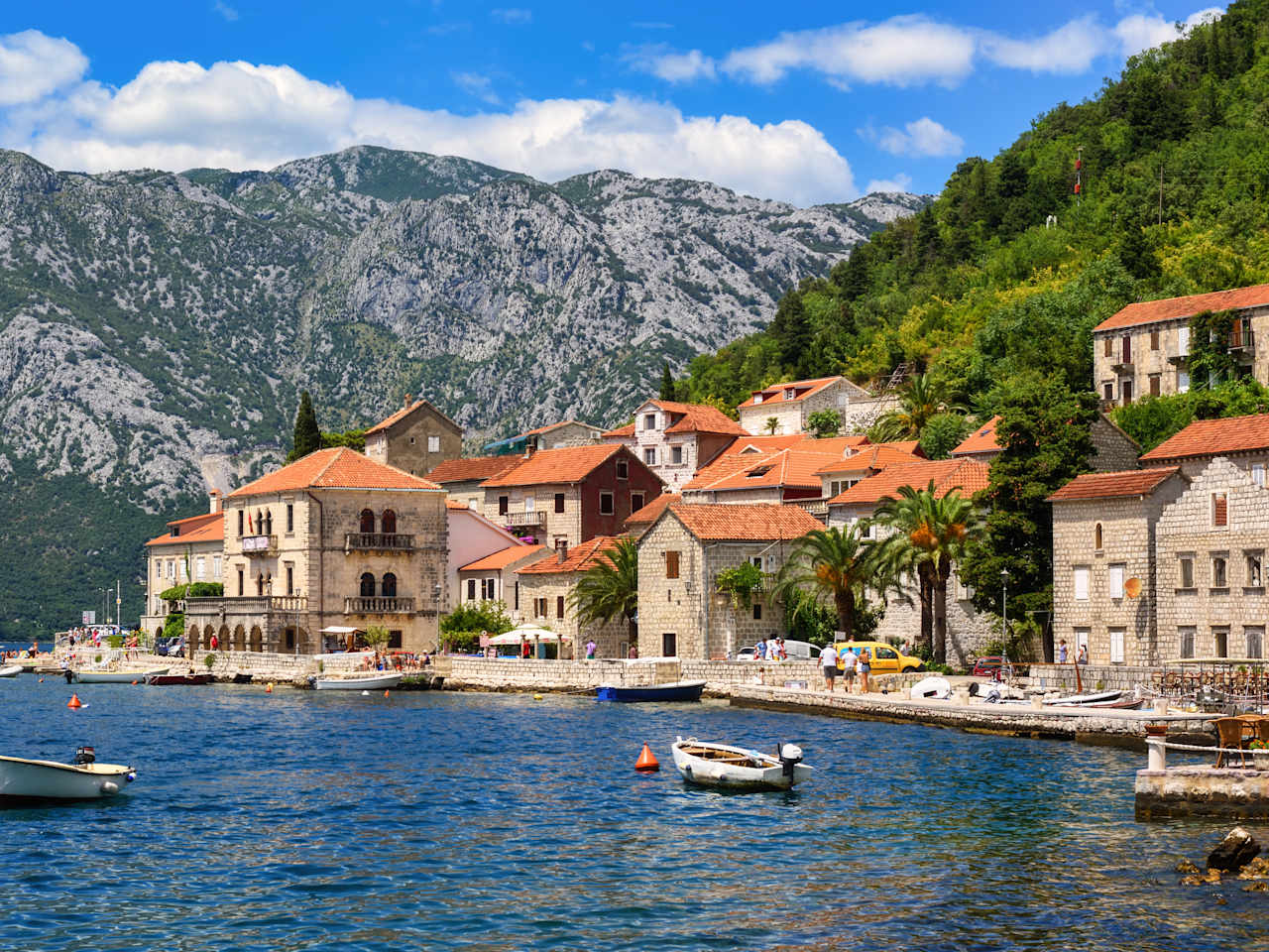 Perast Stadt in Kotor Bay in Montenegro