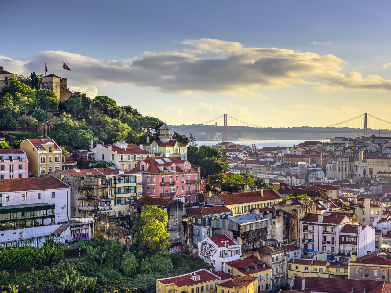 Lissabon, Portugal © GettyImages - 	SeanPavonePhoto