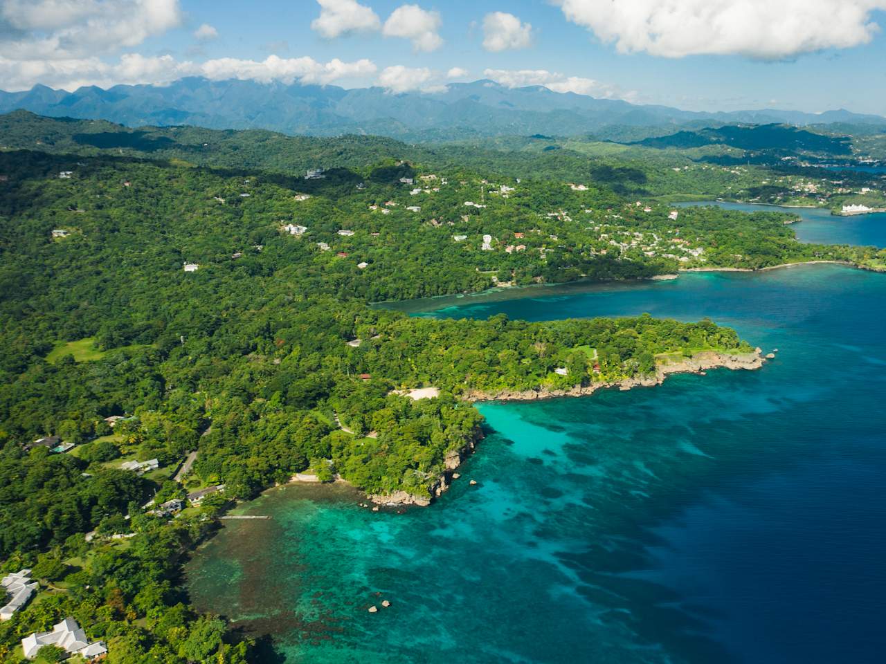 Blue Lagoon, Portland © Jamaica Tourist Board
