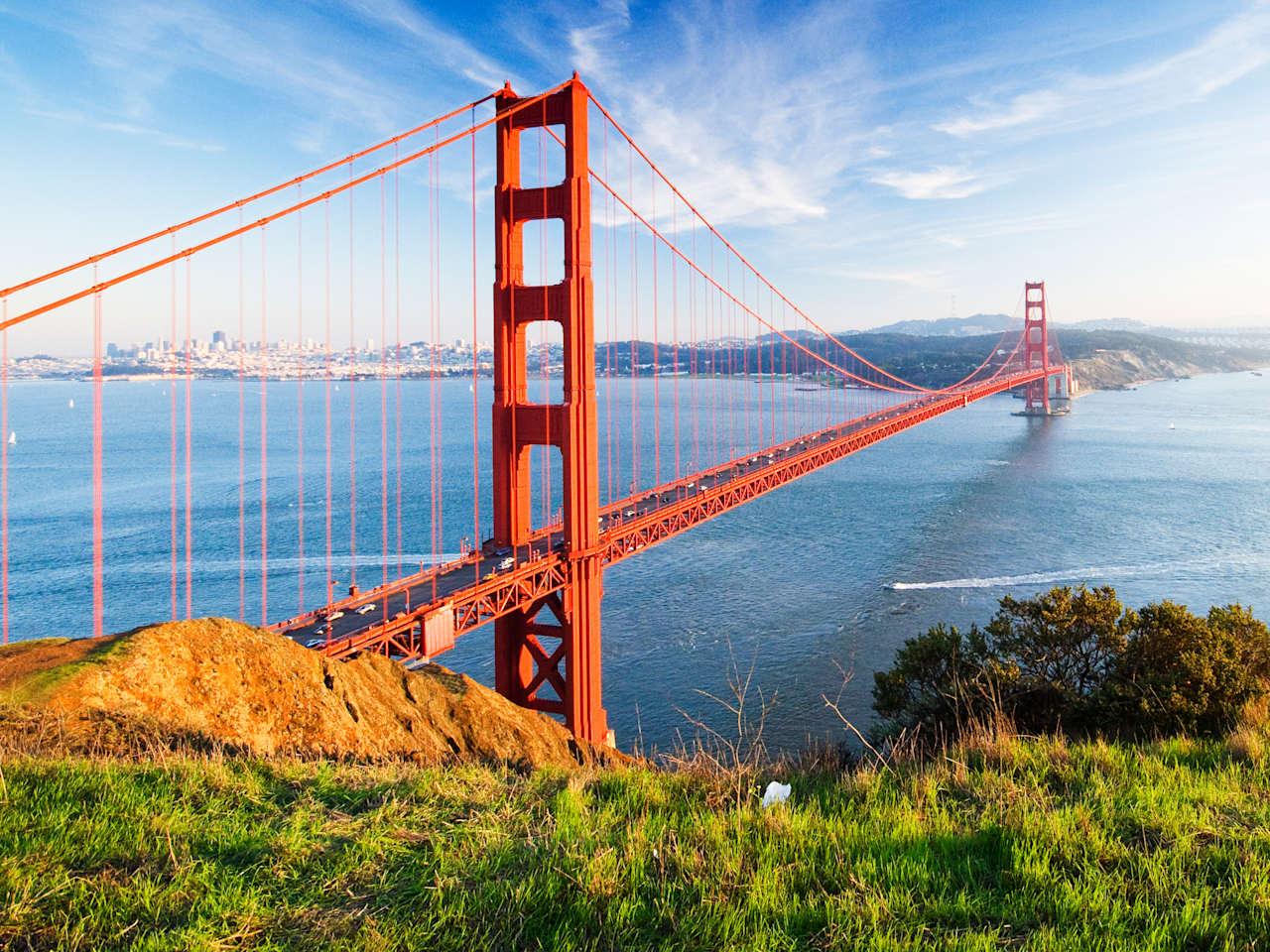 Golden Gate Bridge, USA - © gettyimages.de_somchaij