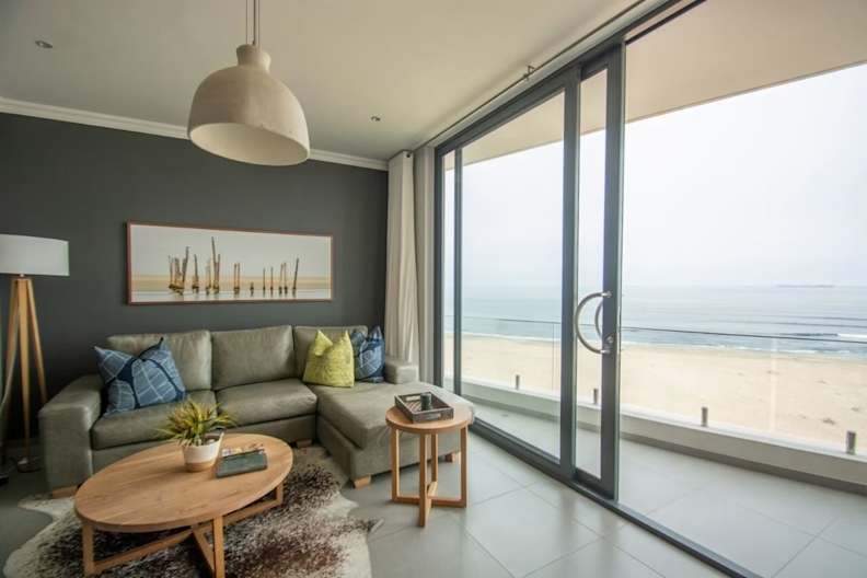 Hotelzimmer im Bay View in Namibia © Expedia-72a0b470-67dc-4a38-915c-7abb51e1b936