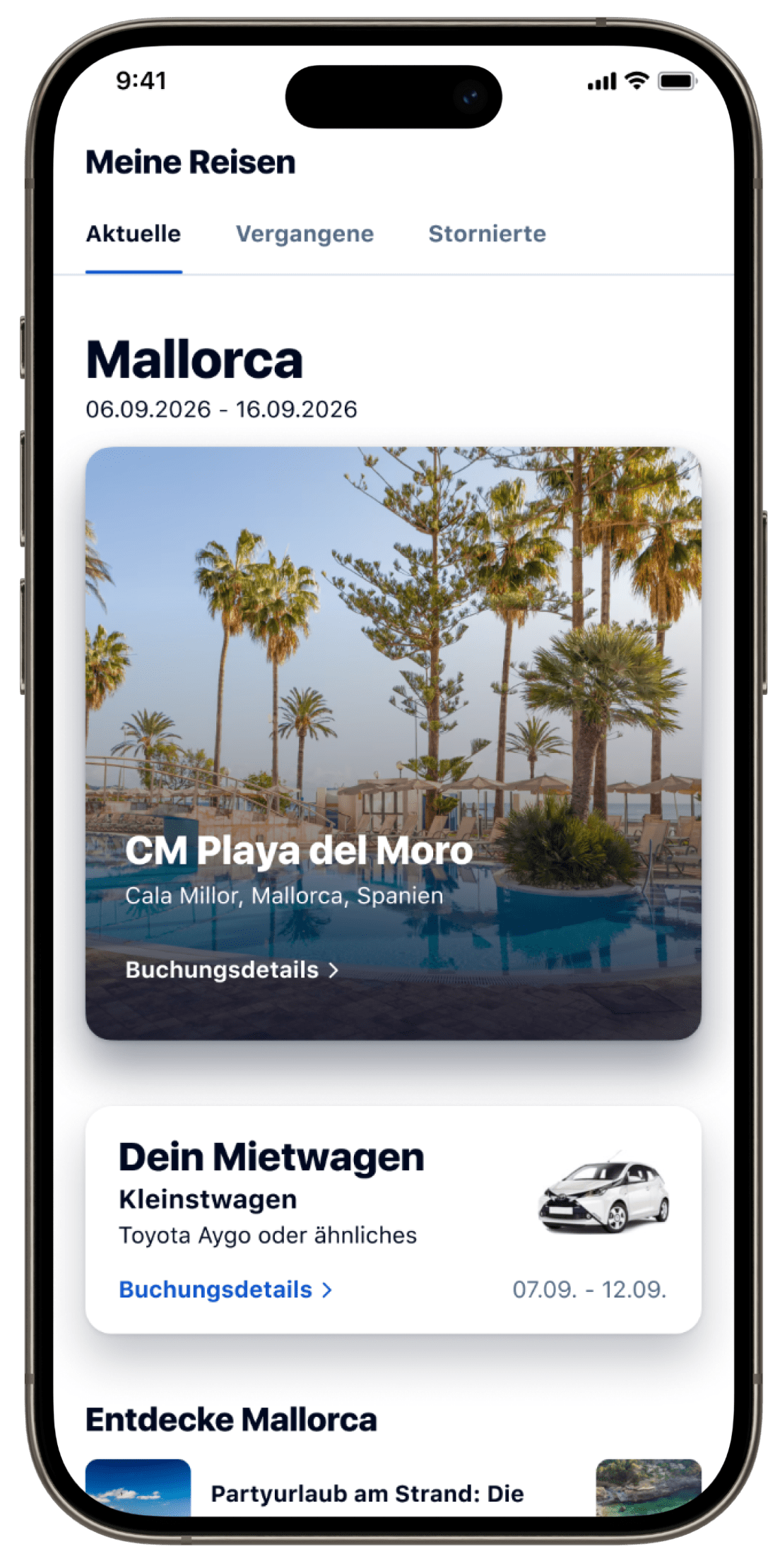 Mobiltelefon mit der HolidayCheck-App