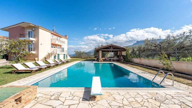 Gustav Private Residence private pool