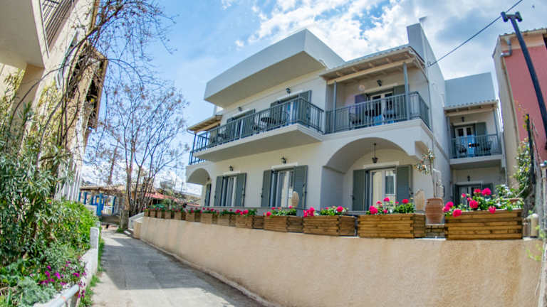 Kassiopi Luxury Suites (Kassiopi): Alle Infos zum Hotel