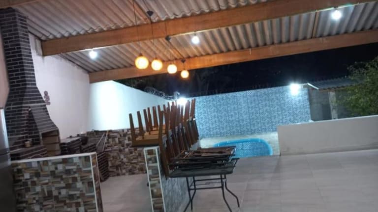 Chacara com piscina ,salao de jogos ,area do churrasco espaço coberto IDEAL  PARA ALUGAR EM GRUPO (Sao Paulo): Alle Infos zum Hotel