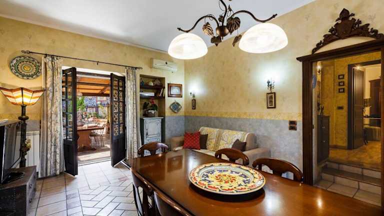 Villa Rubino - confortevole casa con ampio spazio (Sant'Agata li ...
