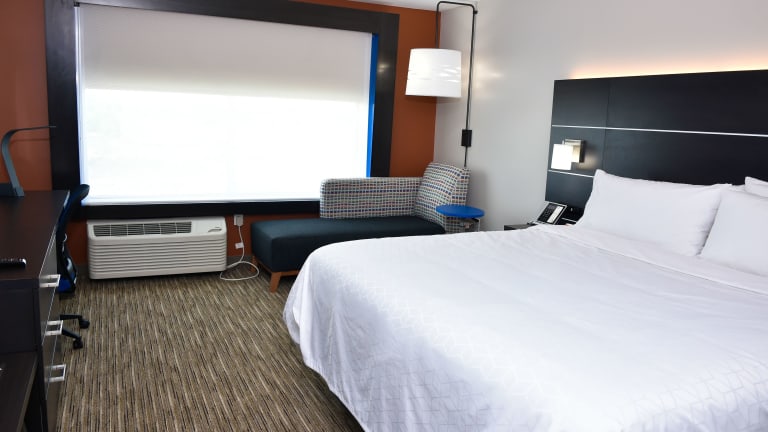 Holiday Inn Express Suites Bensenville O Hare An IHG Hotel 